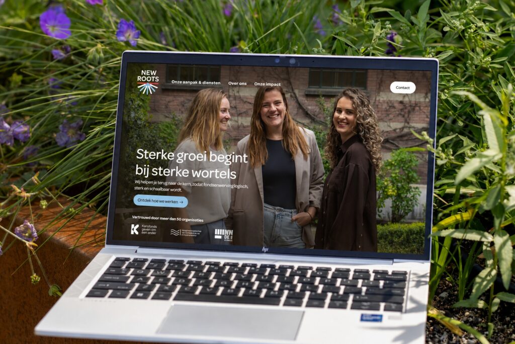 Laptop met homepage